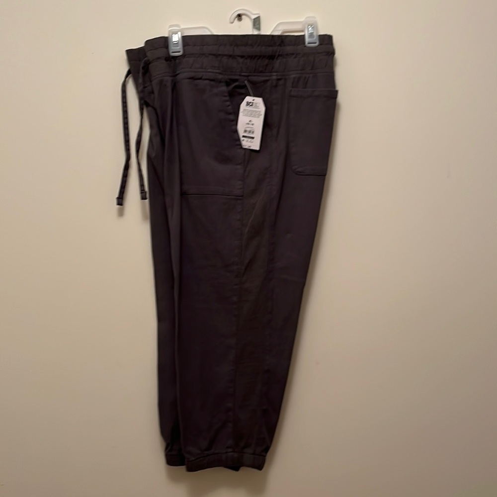 Grey Capri Size XL 16-18